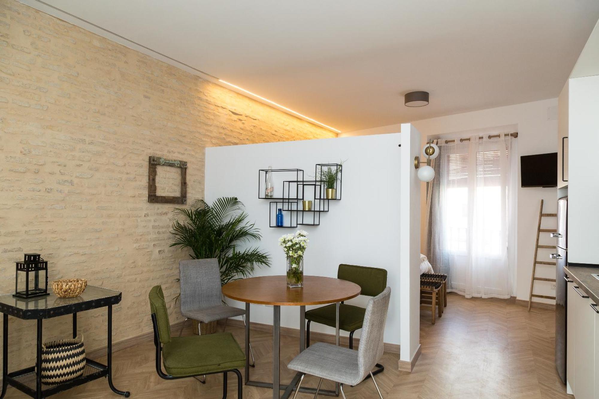 Center Apartment Fully Eqquiped Opcional Breakfast Seville Luaran gambar