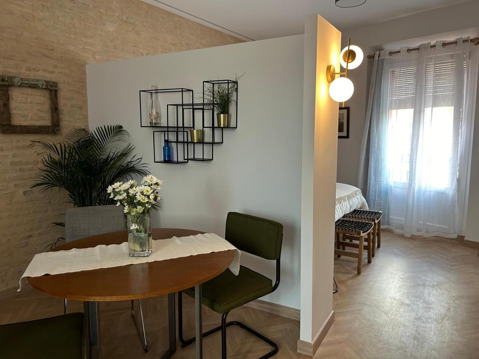 Center Apartment Fully Eqquiped Opcional Breakfast Seville Luaran gambar